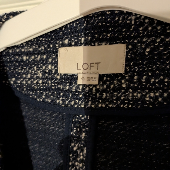 LOFT Navy and White Textured Blazer M size - Picture 3 of 7